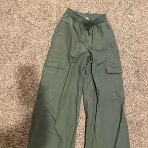 x small green parachute pants